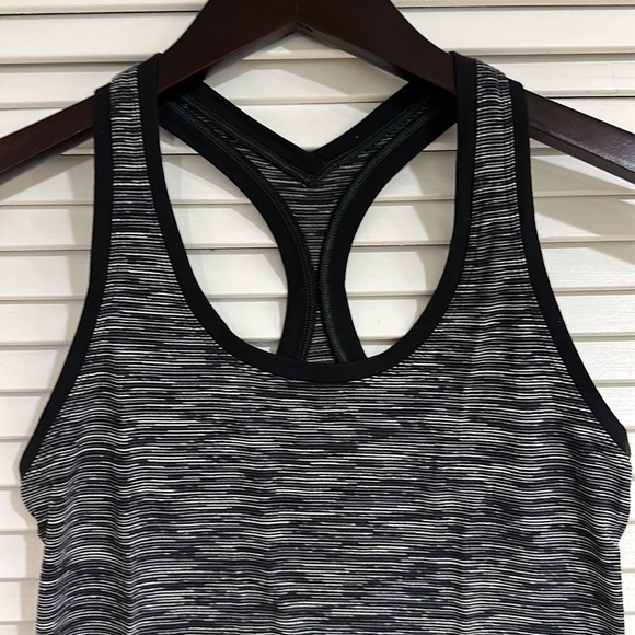 Top - Picture 2 of 7